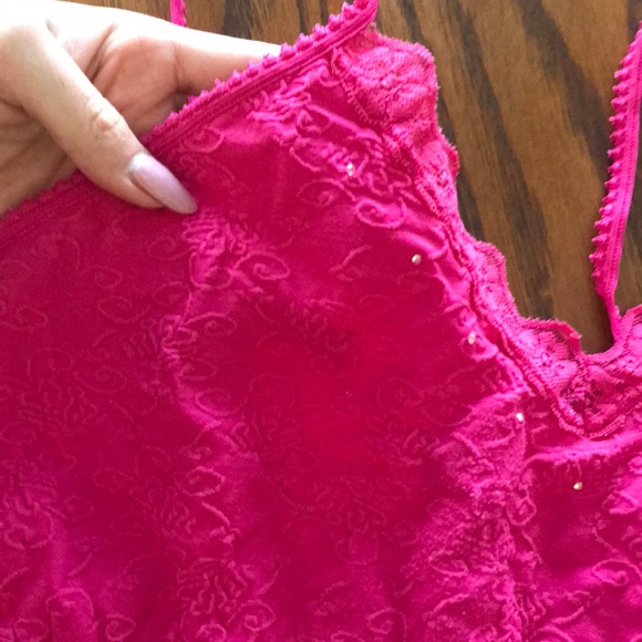 Express seamless cami - Picture 2 of 4